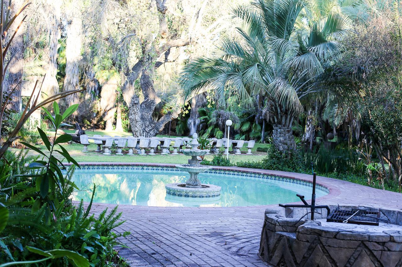 Three Gables Guesthouse Upington Extérieur photo